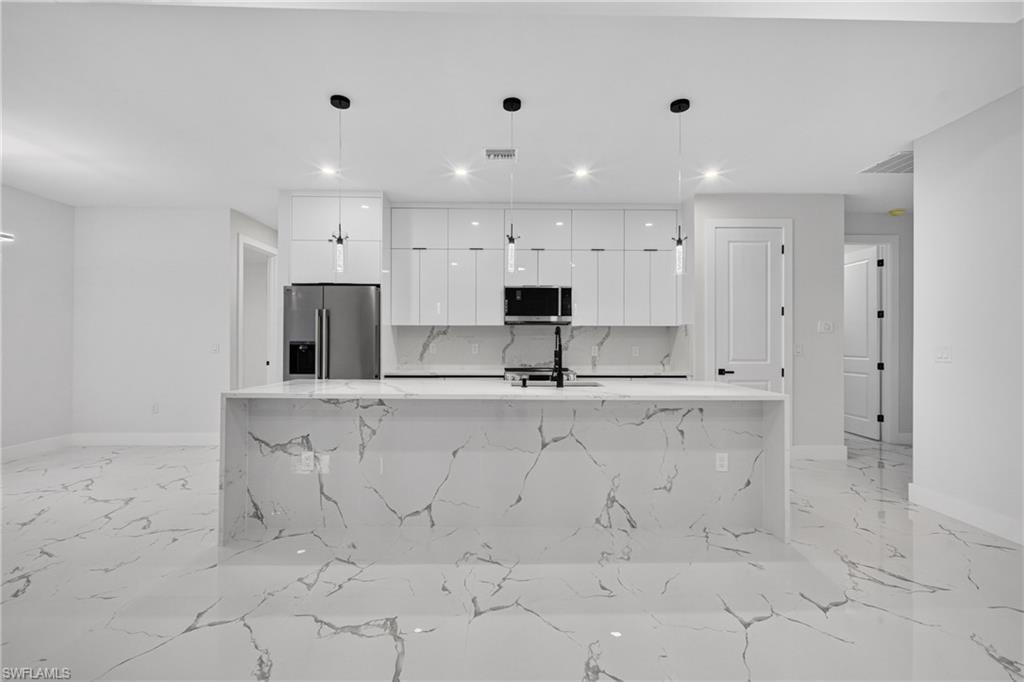 1397 RAZORBILL LN