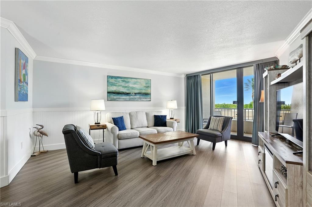 440 Seaview CT 201 photo 6