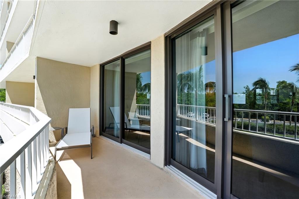 440 Seaview CT 201 photo 26