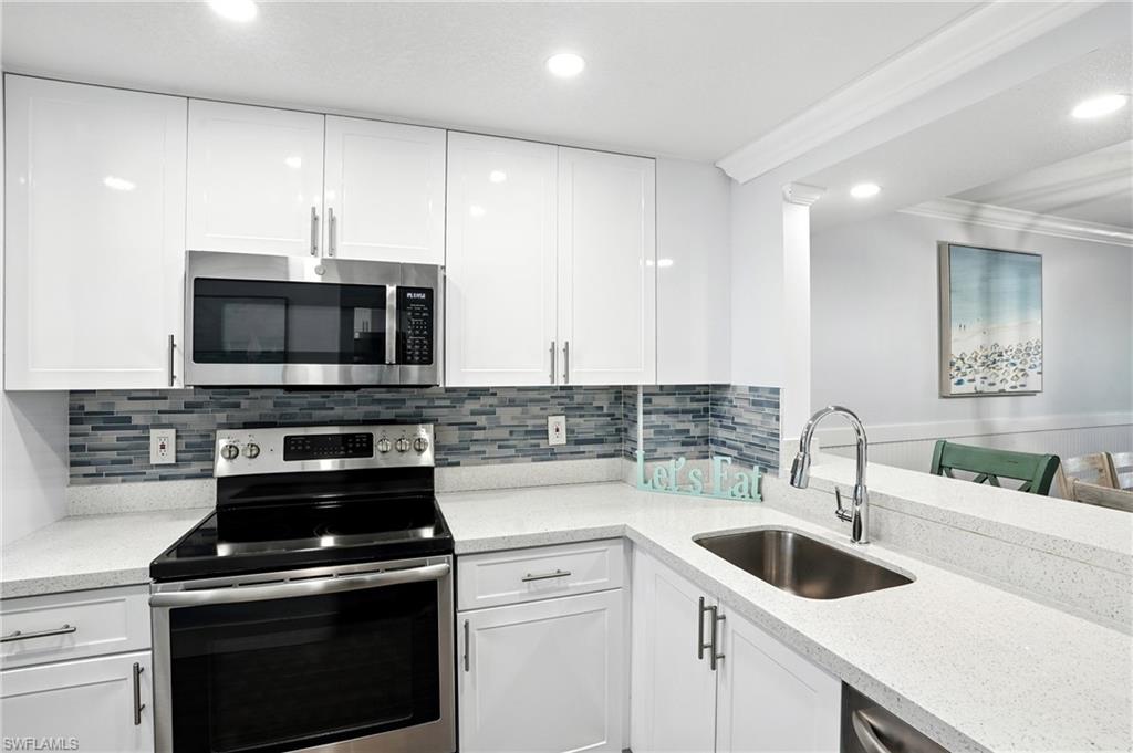 440 Seaview CT 201 photo 7