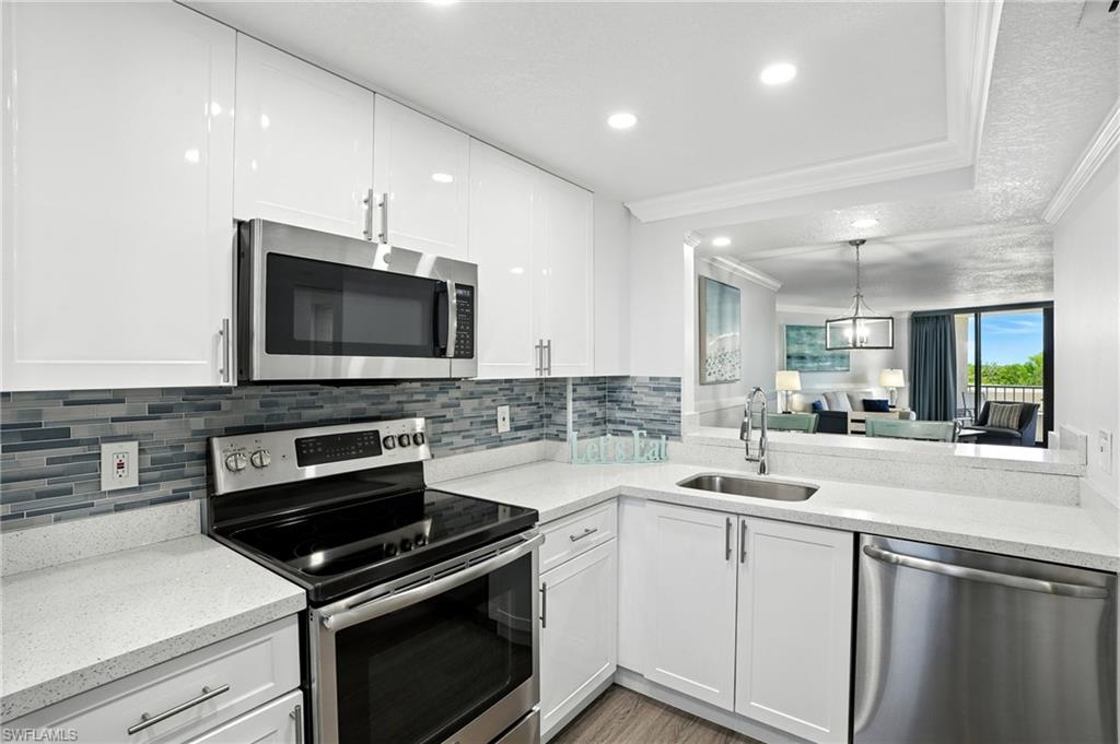 440 Seaview CT 201 photo 10