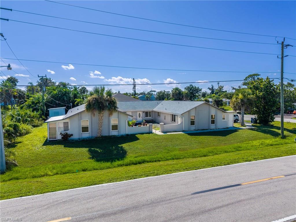 16593 Davis RD