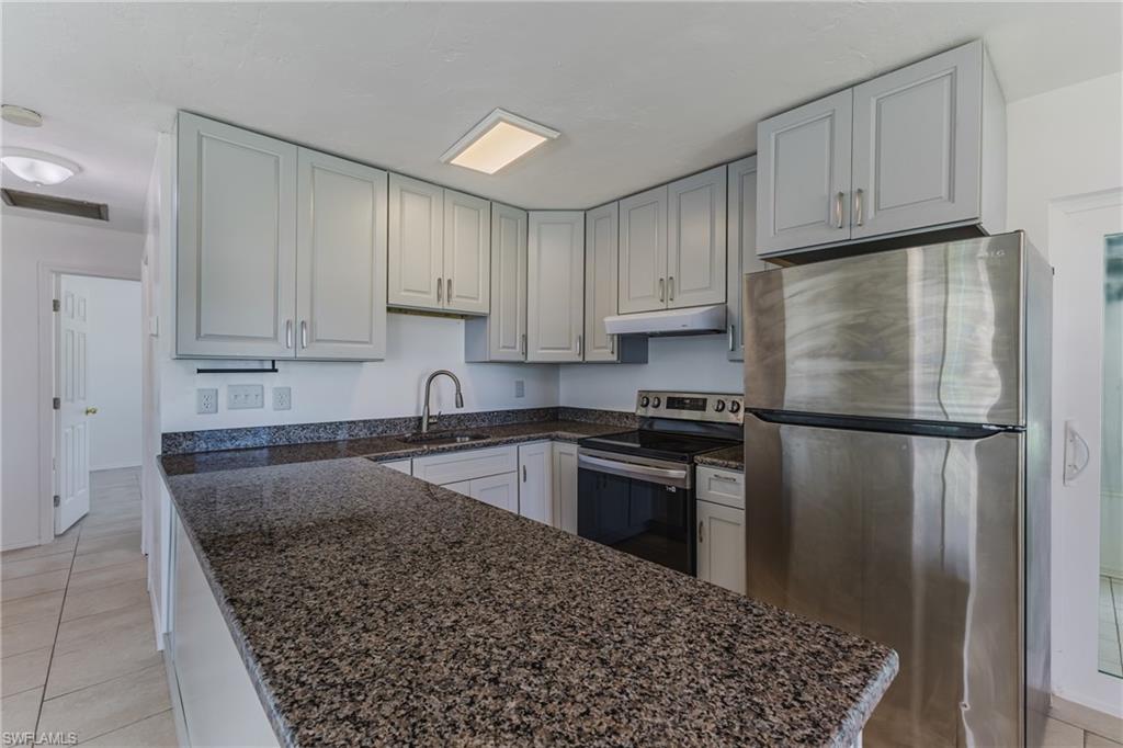 16593 Davis RD photo 13