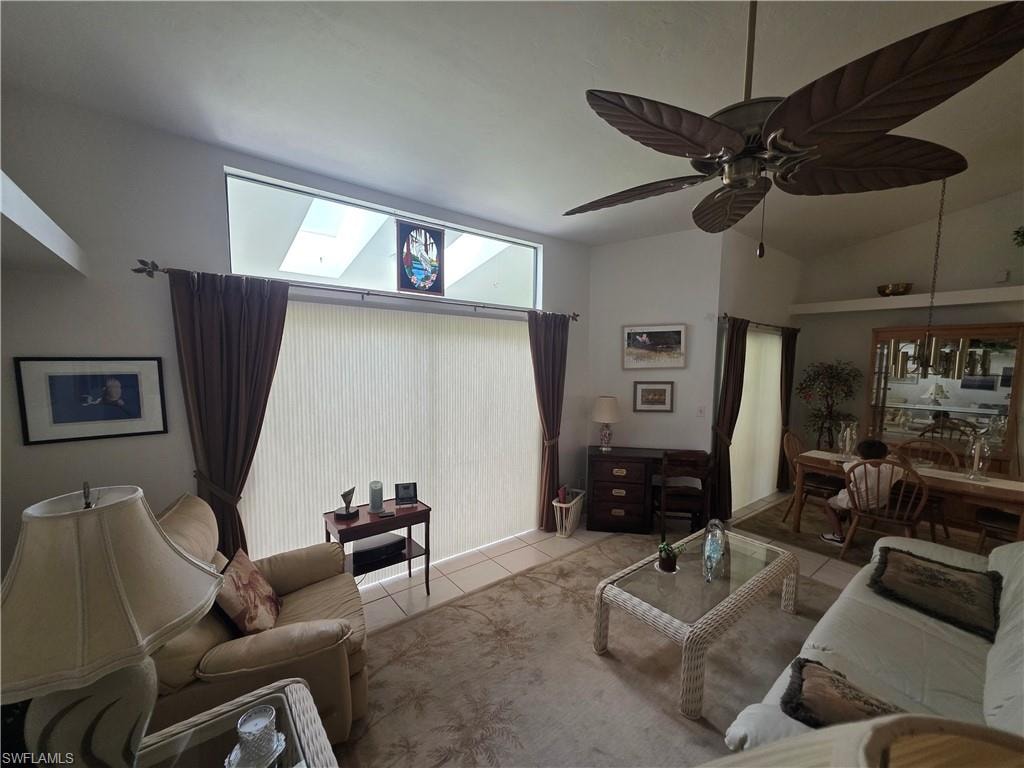 10931 Helm CT photo 32