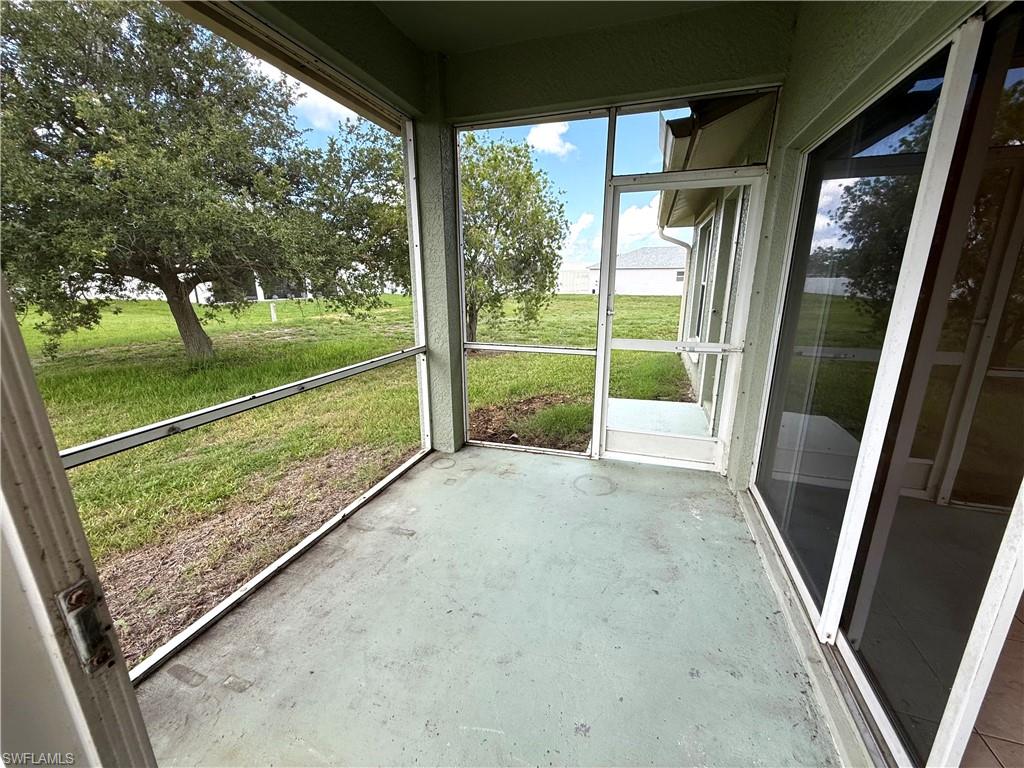 1300 NW 10th ST photo 17