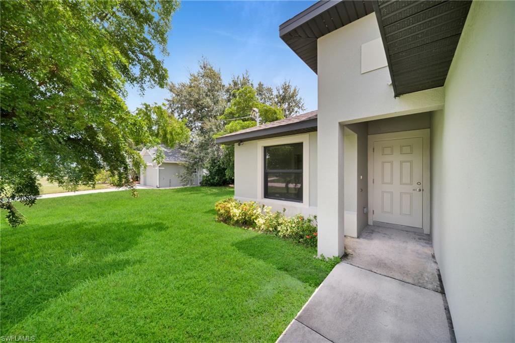 318 SW 7th TER