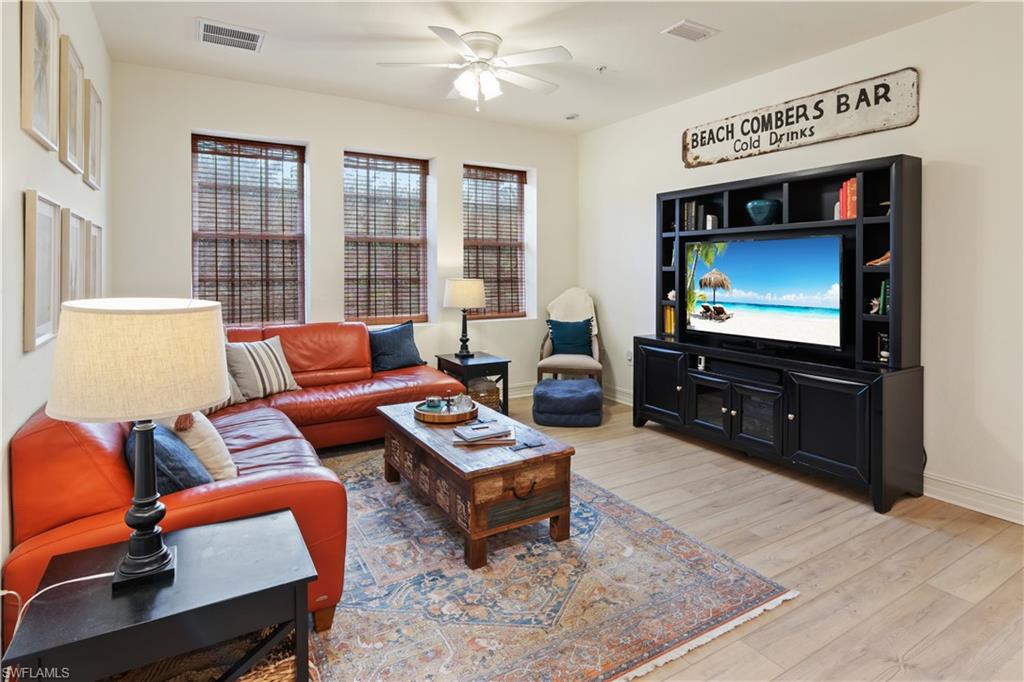 2nd floor den