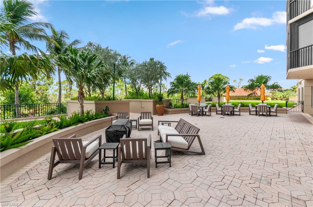 23650 Via Veneto BLVD 404 photo 41