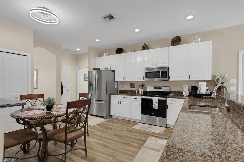 13060 Silver Sands DR photo 8