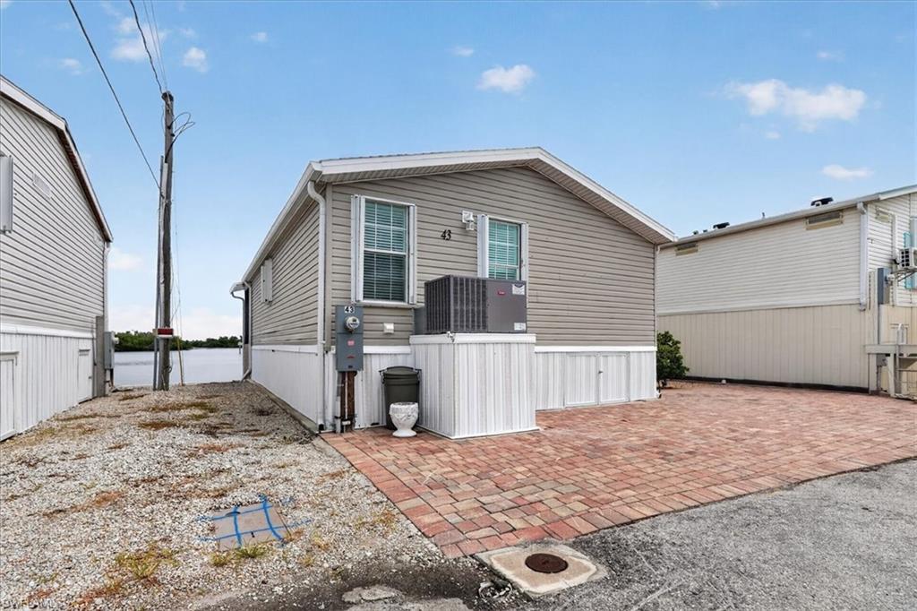 43 Emily LN photo 49