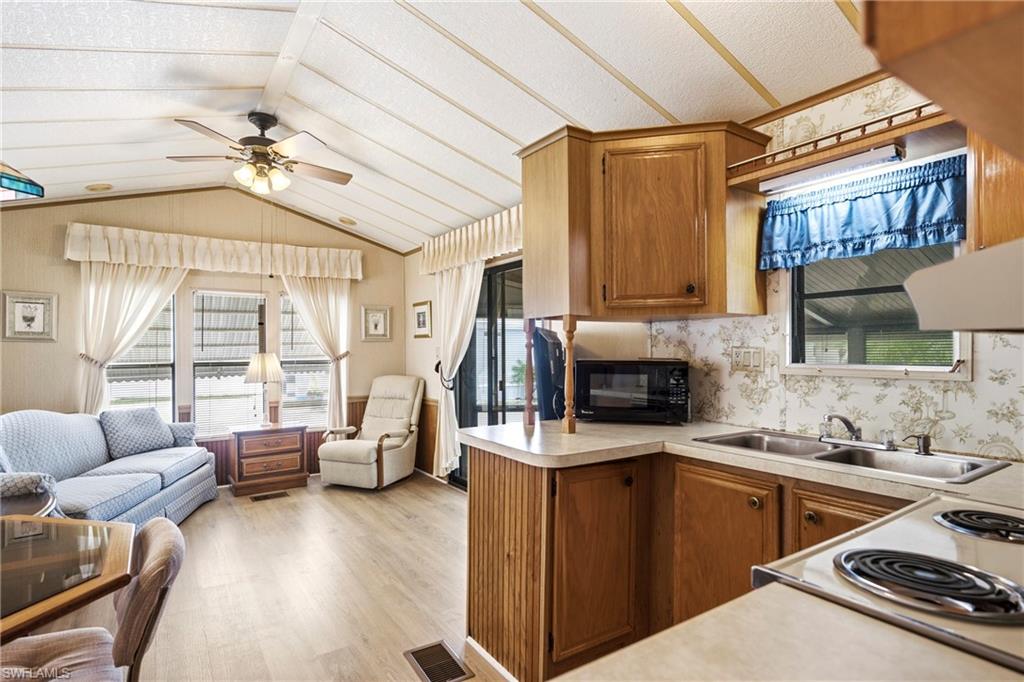 45 Shifting Sands AVE