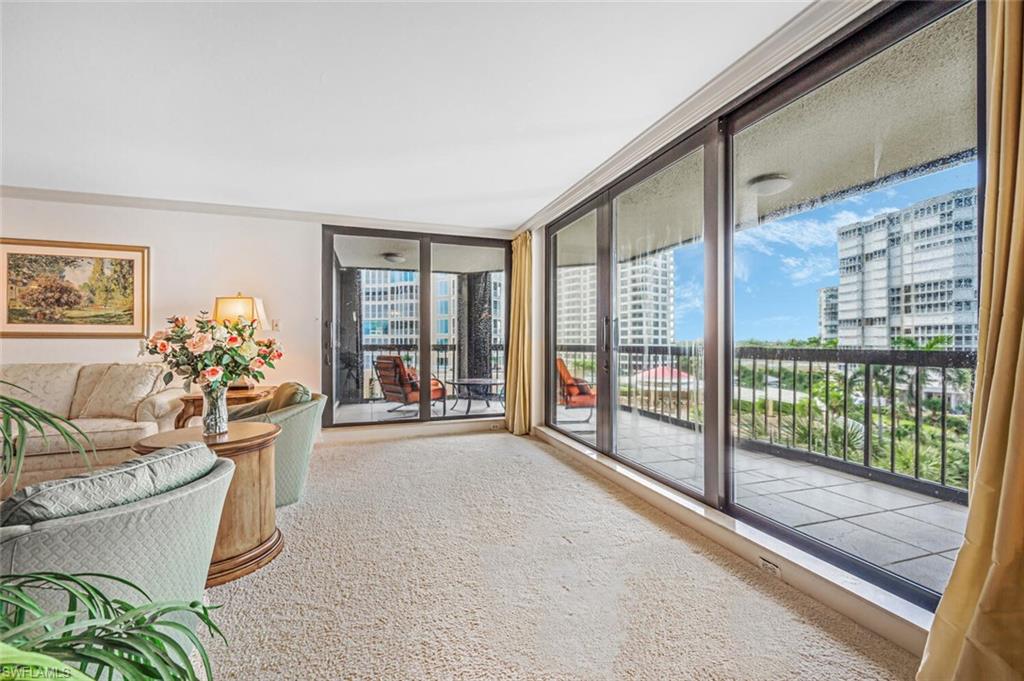 4551 Gulf Shore BLVD N 605