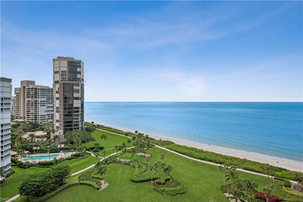 Spectacular SW beach & Gulf views.