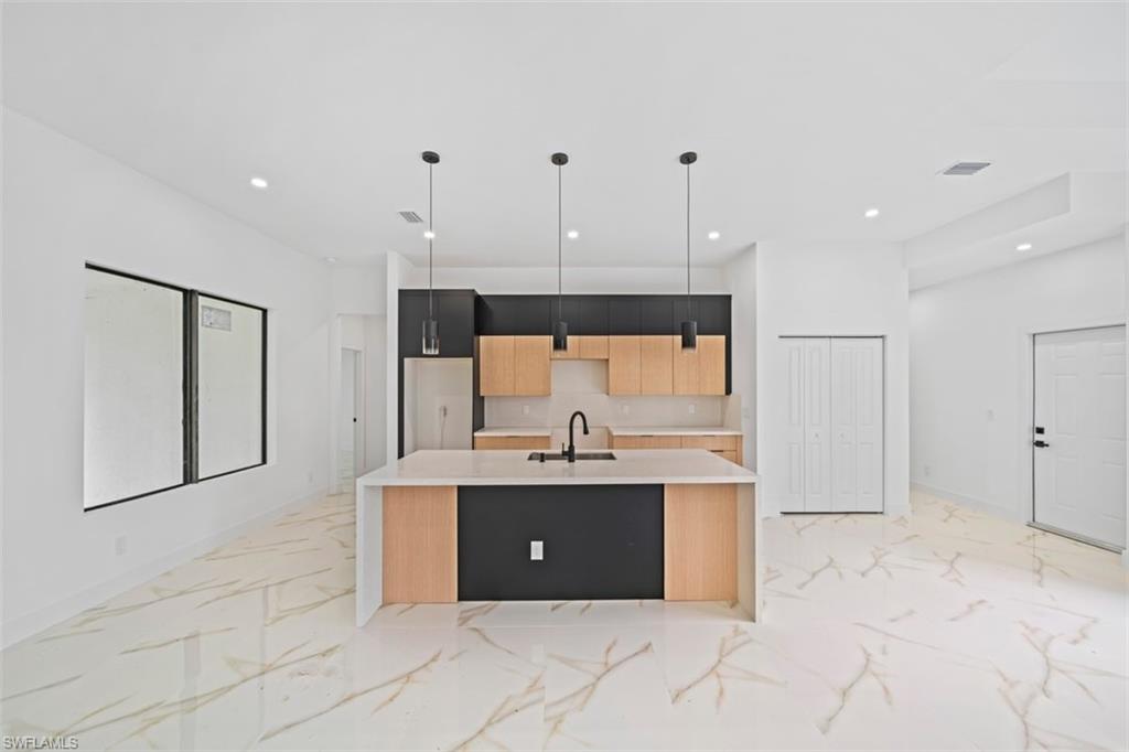 1110 Rush AVE photo 10