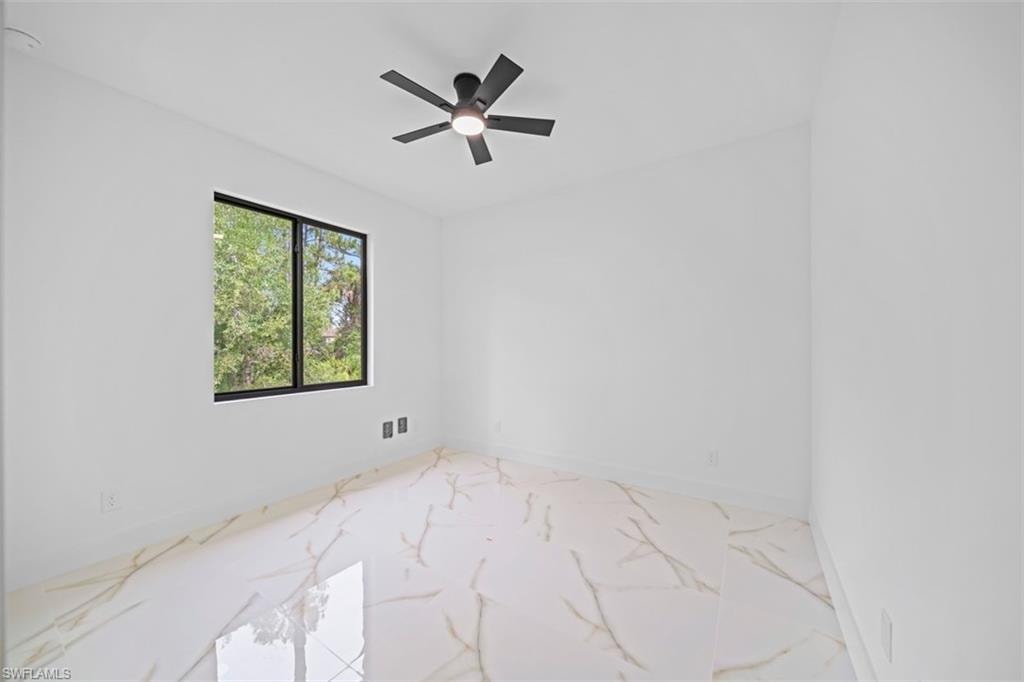 1110 Rush AVE photo 31