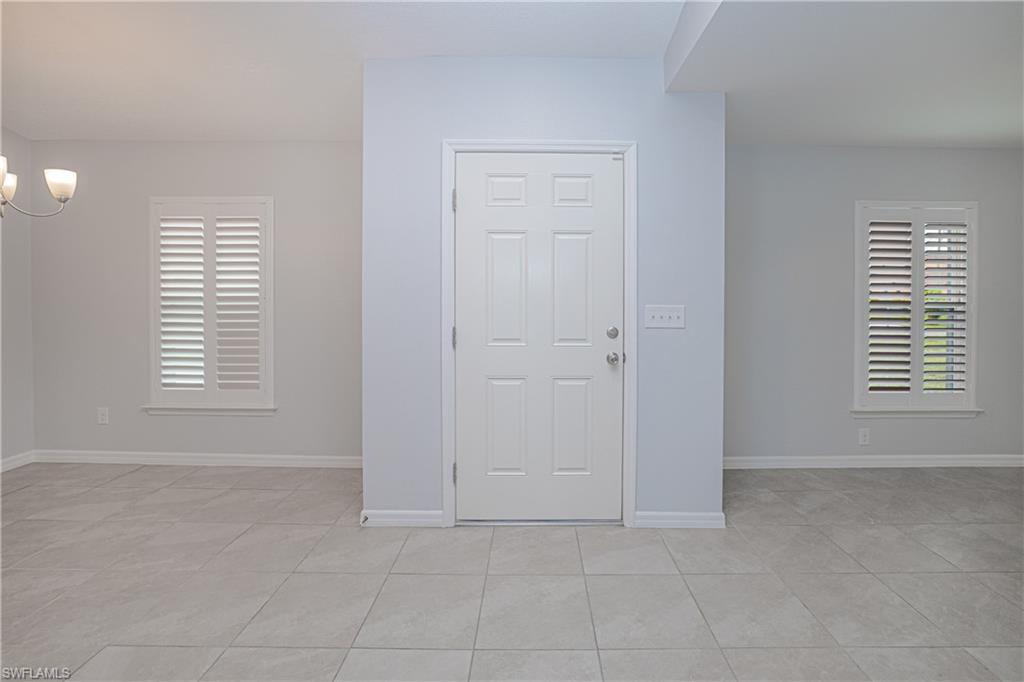 1528 NW 29th PL photo 7