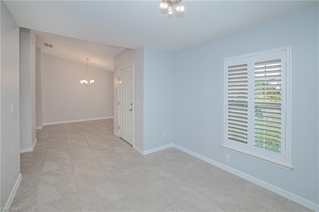 1528 NW 29th PL photo 9