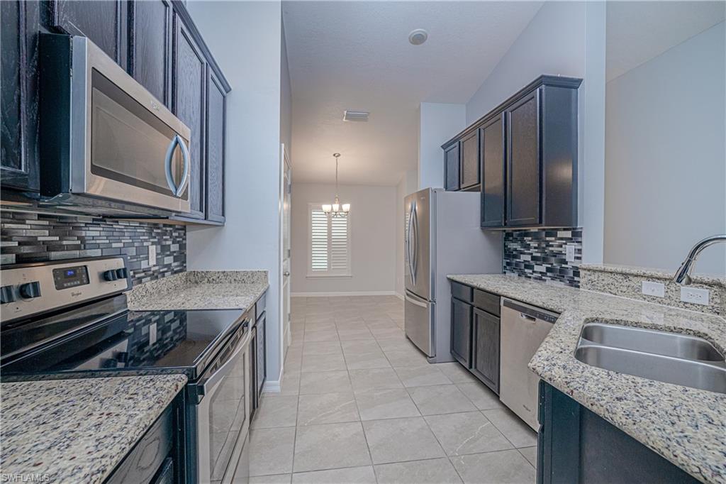 1528 NW 29th PL photo 18