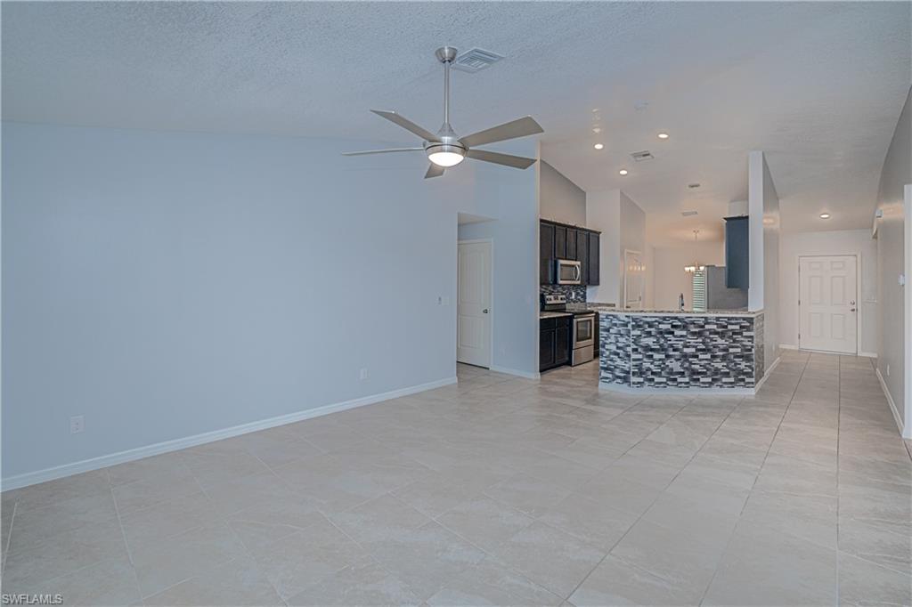 1528 NW 29th PL photo 11