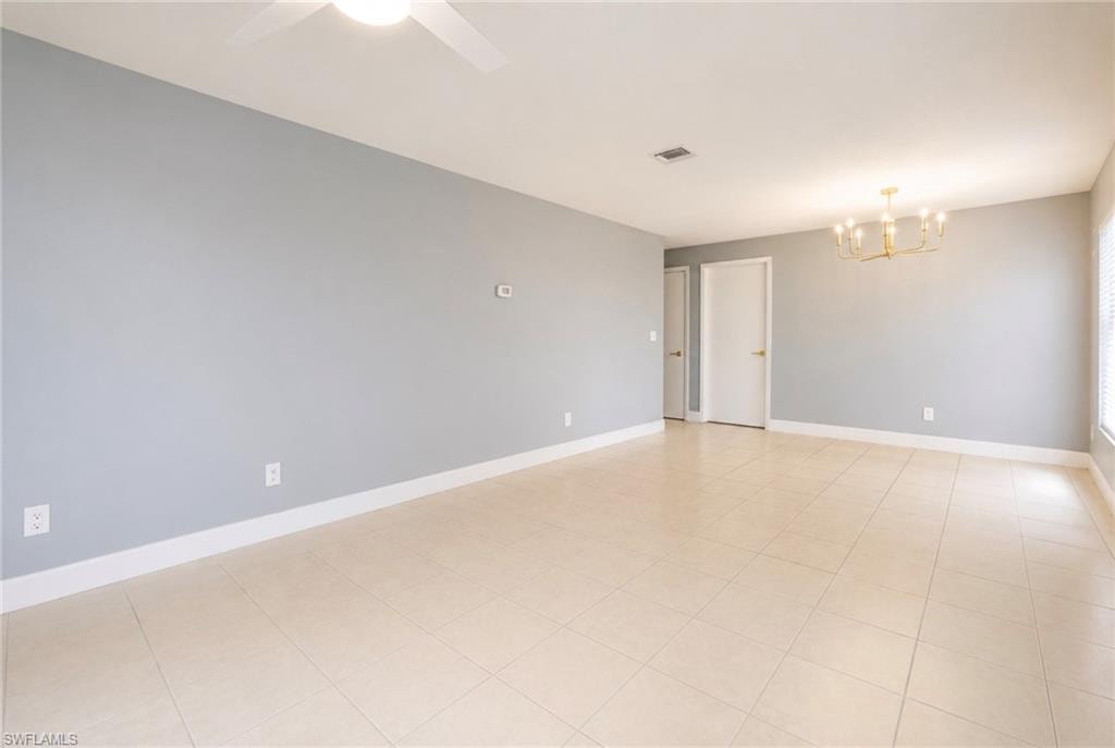 1634 Newport CT photo 8
