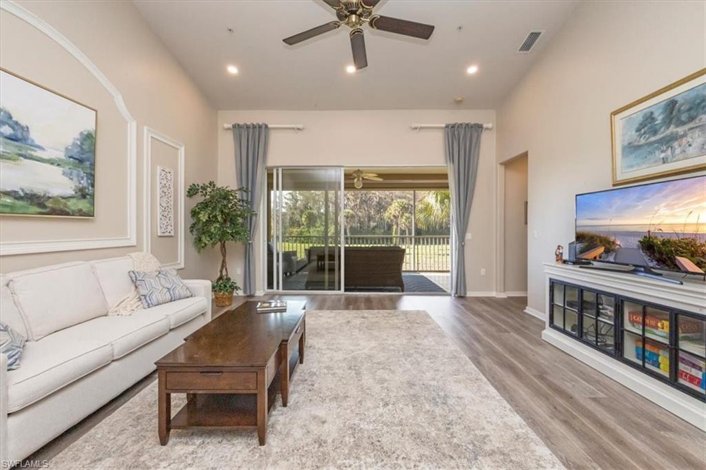 5705 Mayflower WAY 1404 photo 12