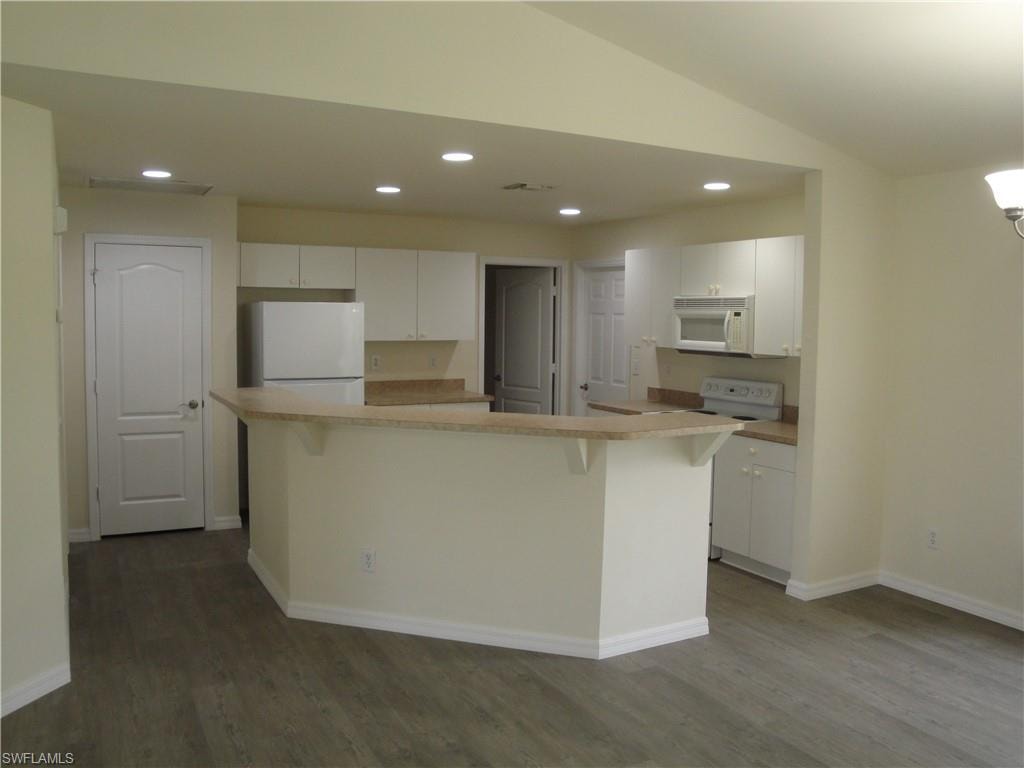 1236 Bayou ST