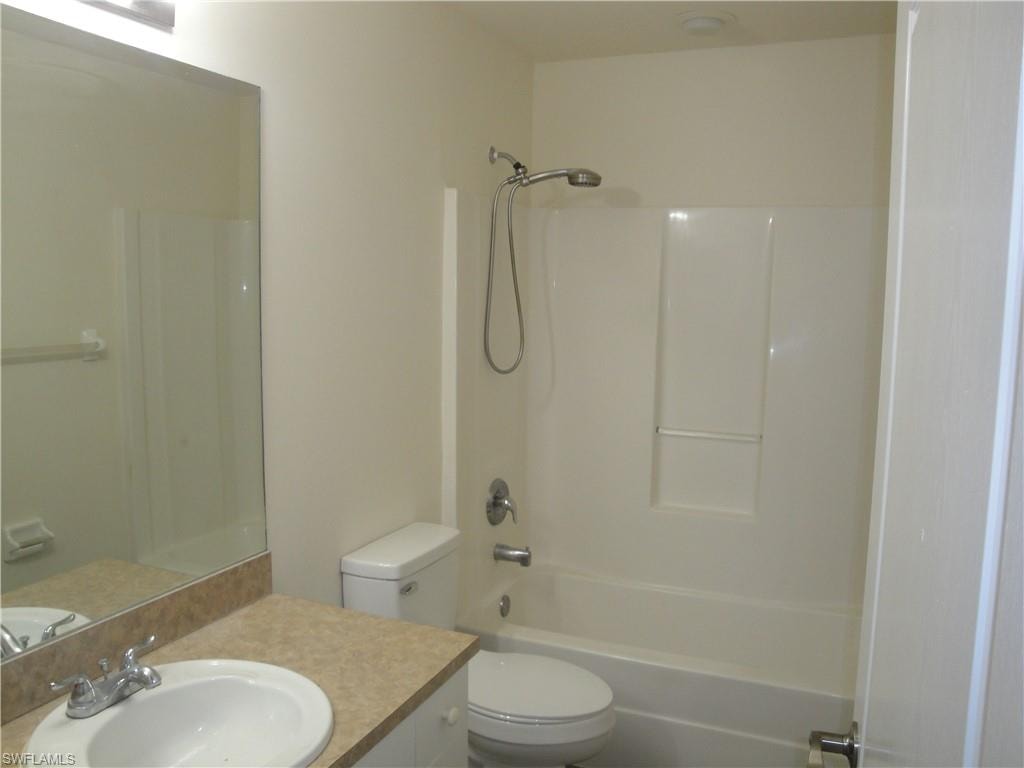 1236 Bayou ST photo 11
