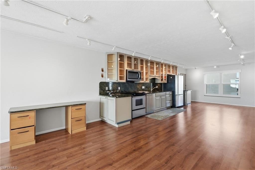 4015 SE 20th PL 301 photo 14
