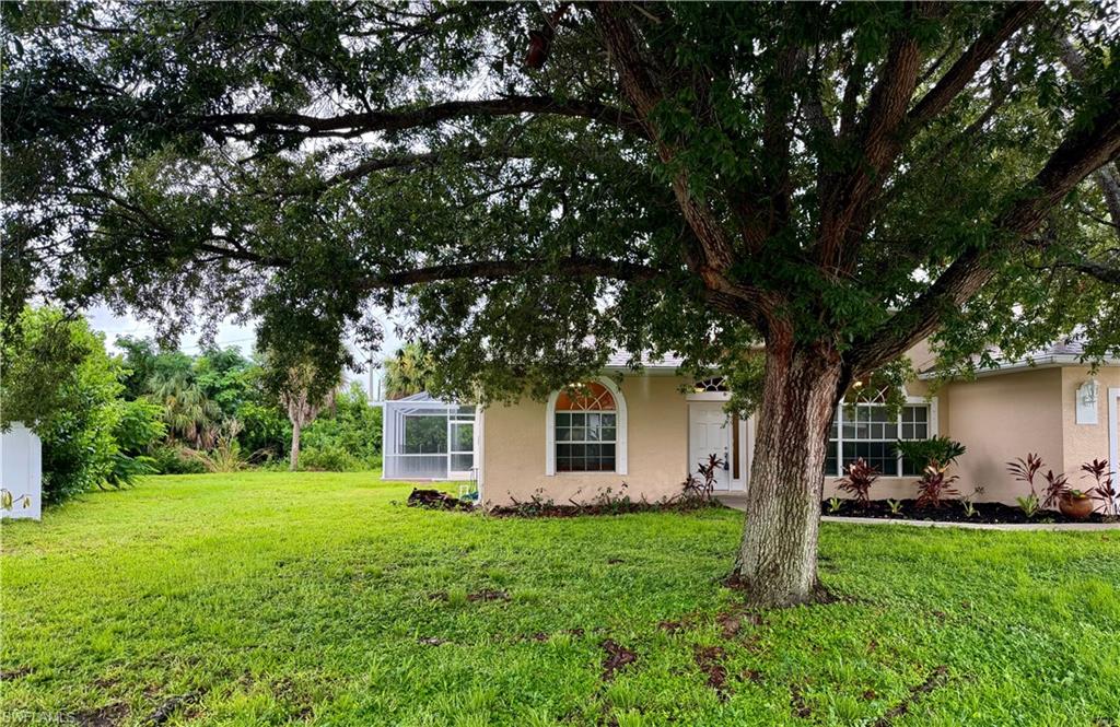 1466 Argyle DR photo 36