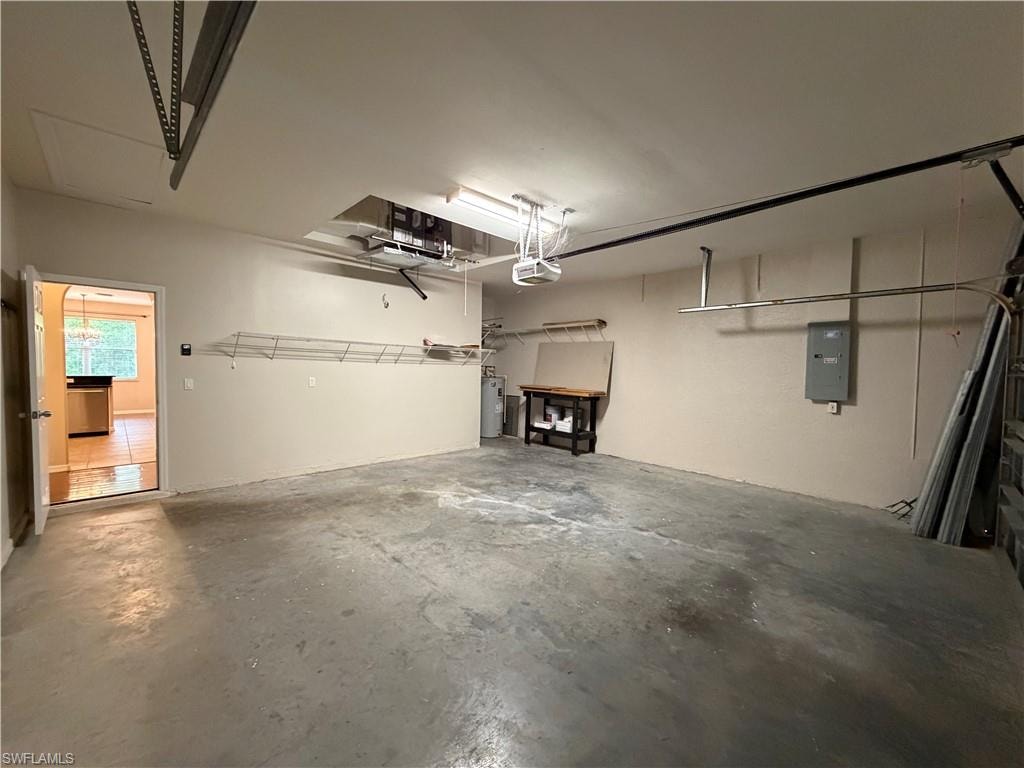 1466 Argyle DR photo 35