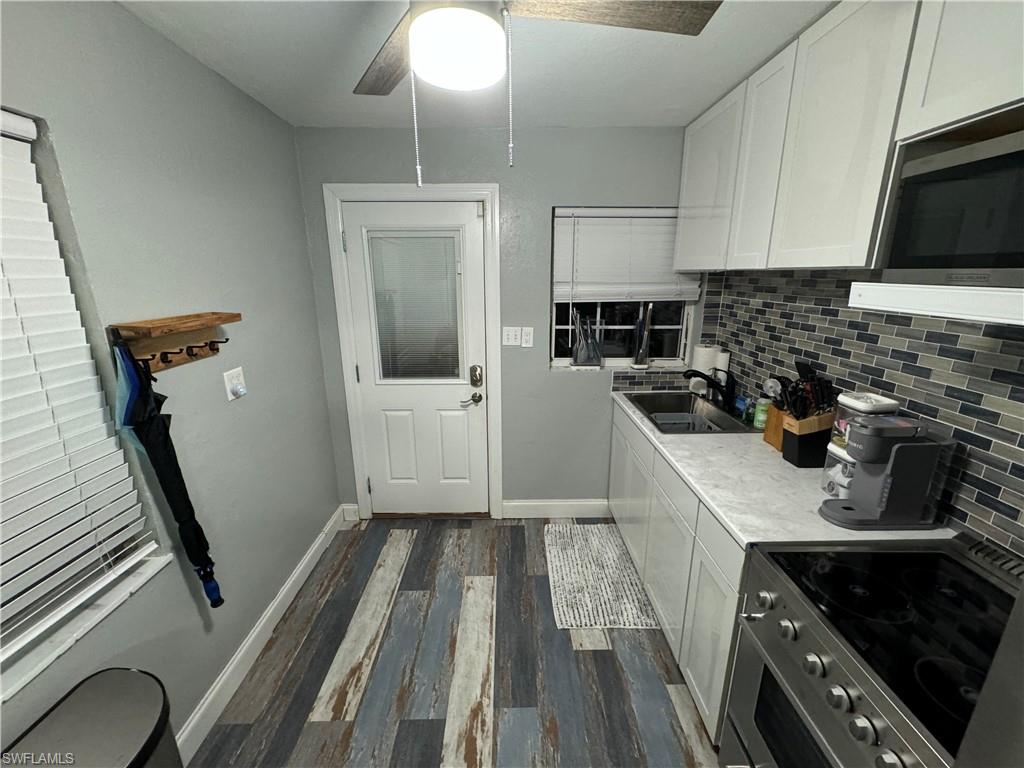 2060 Bayside PKWY photo 13