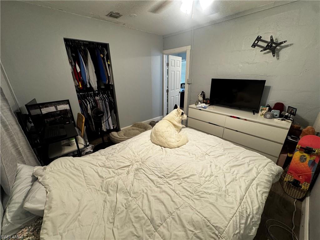 2060 Bayside PKWY photo 31