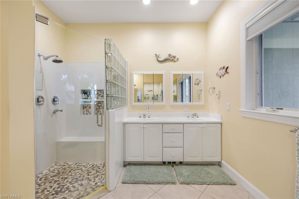 60 Covewood CT photo 20