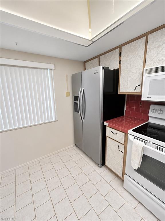 11220 Caravel CIR 203