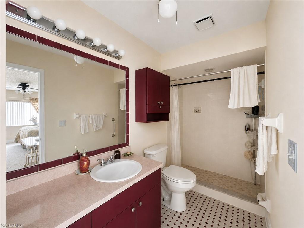 11220 Caravel CIR 203 photo 9