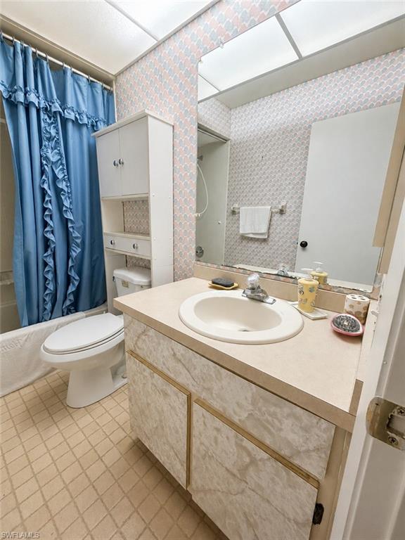 11220 Caravel CIR 203 photo 11