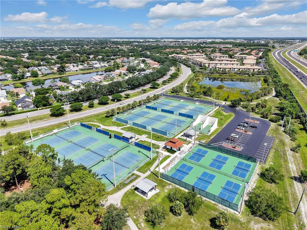 Nearby Three Oaks Public Park with Tennis & Pickleball Courts