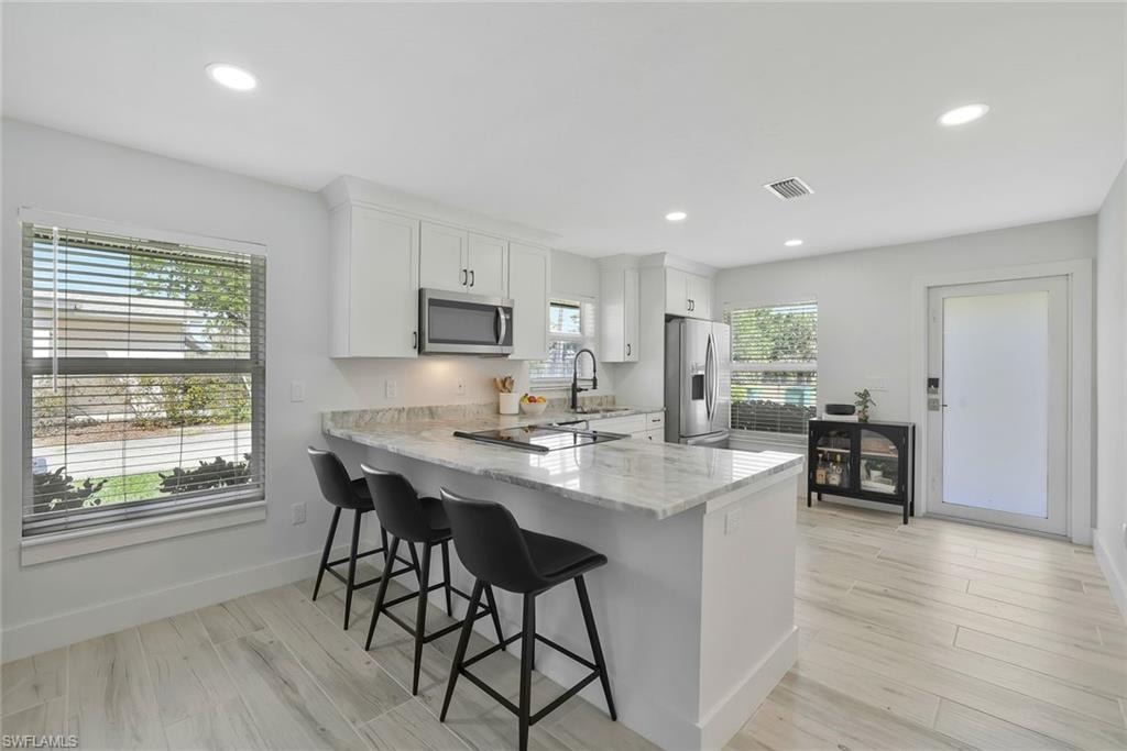 2710 Arbutus ST B1 photo 11