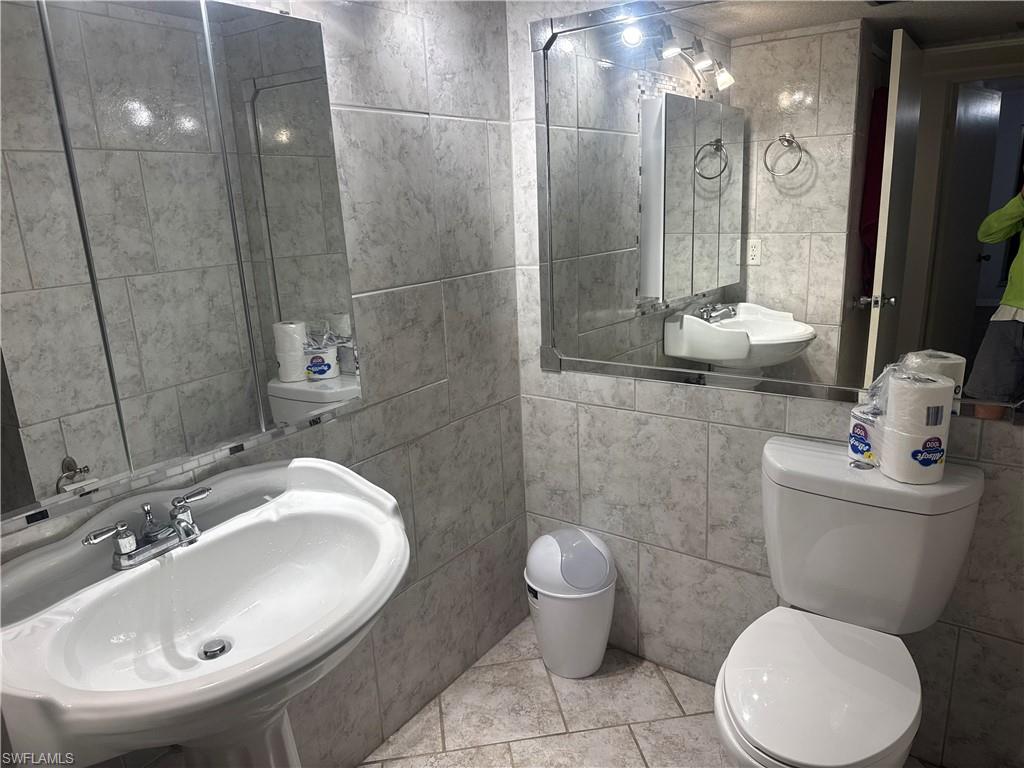 1849 Maravilla AVE A12 photo 25