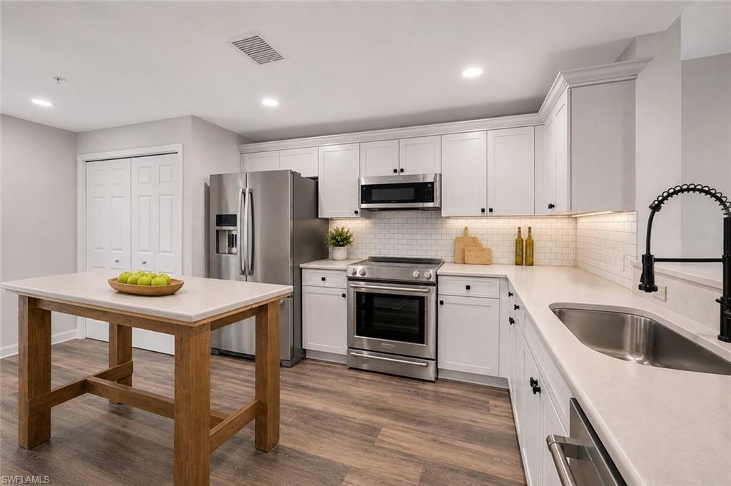 3029 Driftwood WAY 3307