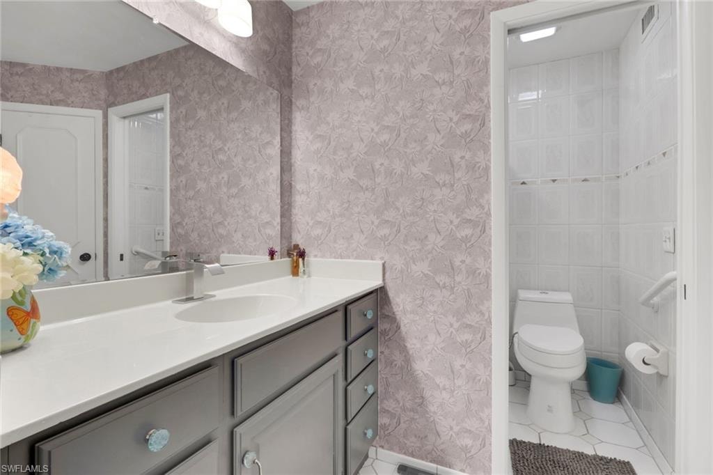3605 Country Club BLVD C photo 16