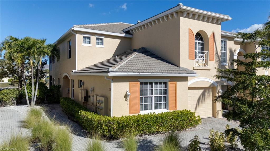 14557 Dolce Vista RD 101