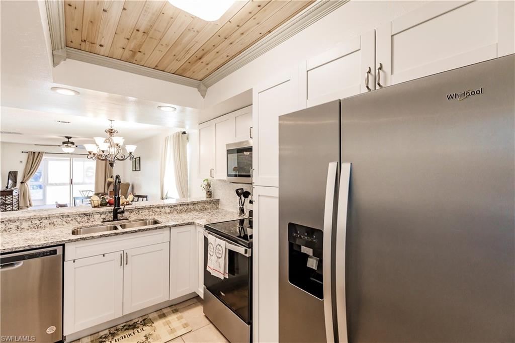 321 Cape Coral PKWY W 109 photo 6