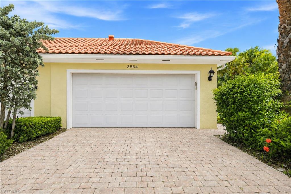 3564 Islandwalk CIR photo 8