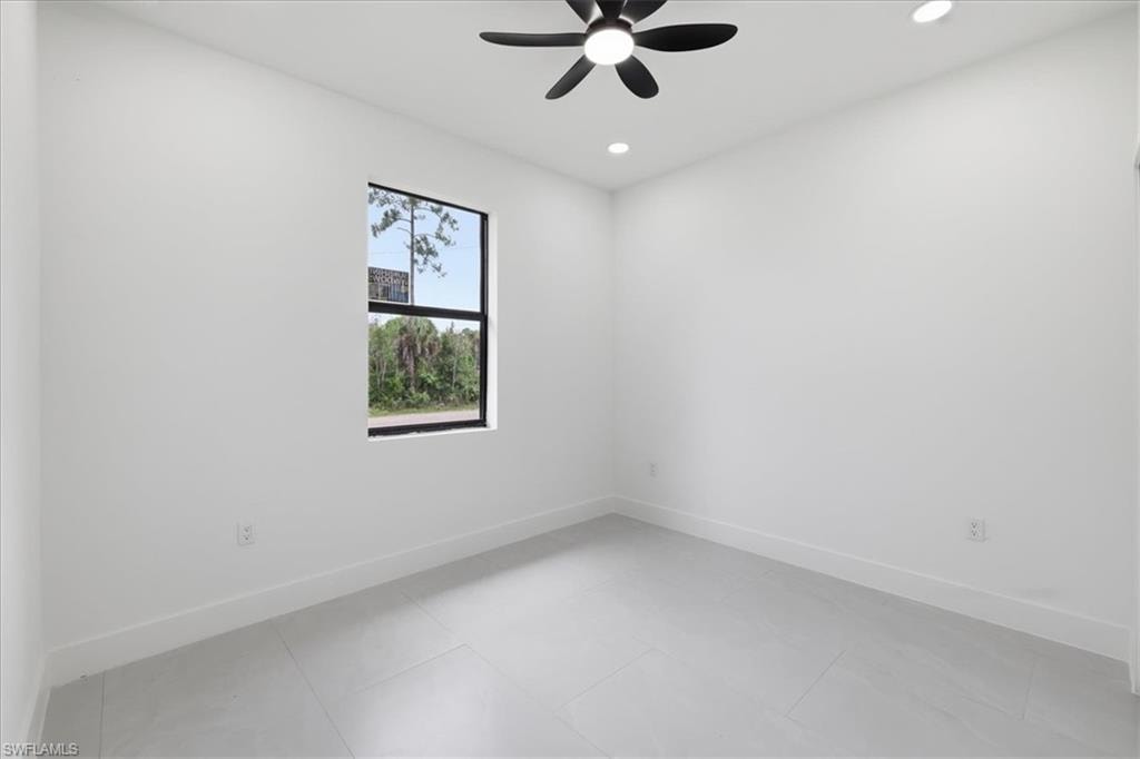 1151 Rachel ST E photo 28