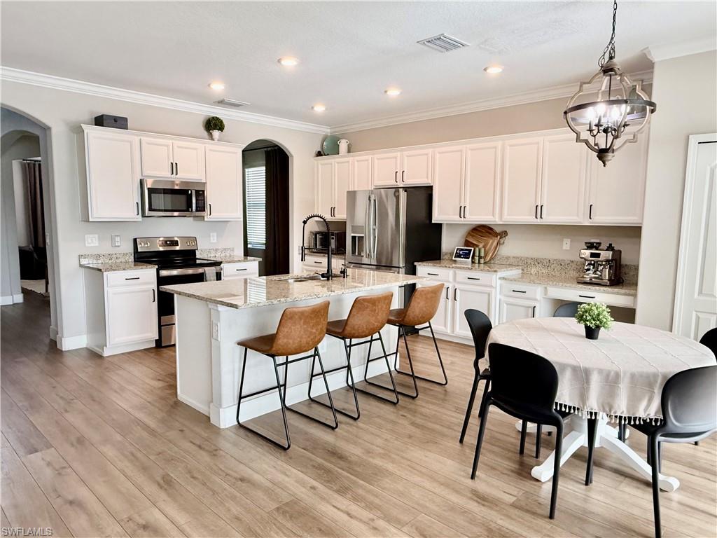3302 Pasadena CT