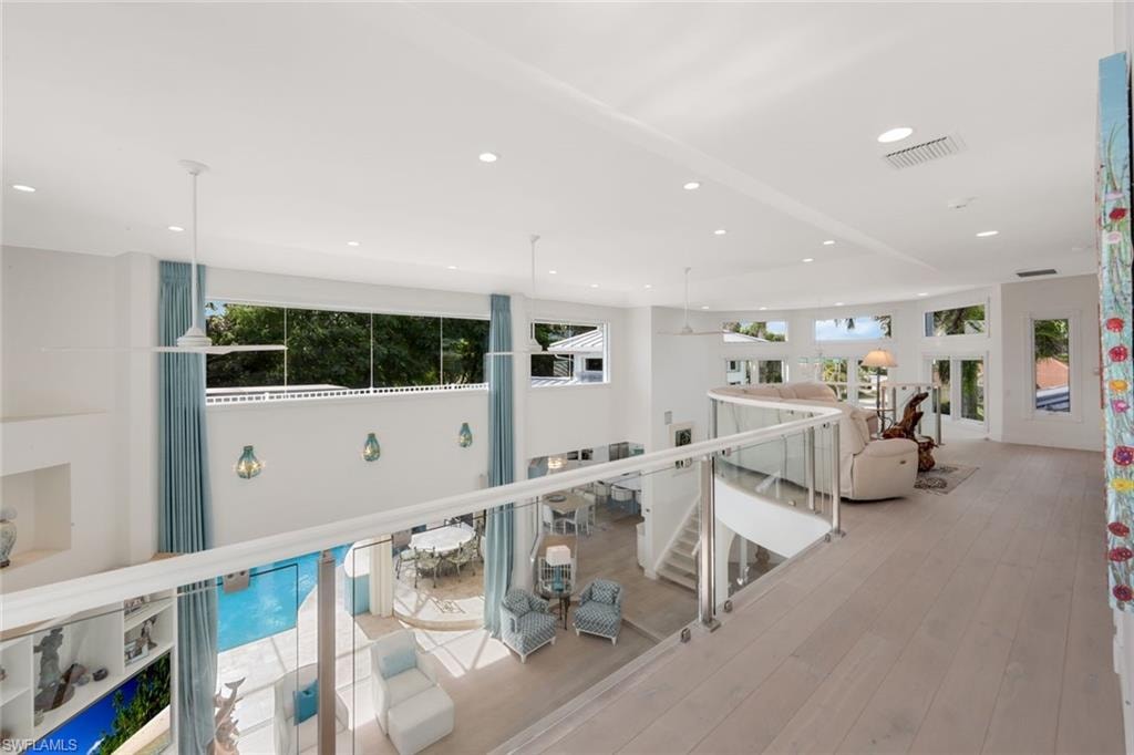 831 Caxambas DR photo 28