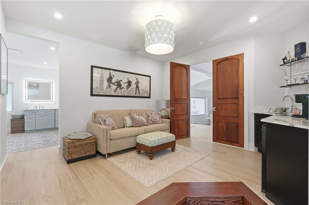 506 Pine Grove LN photo 24