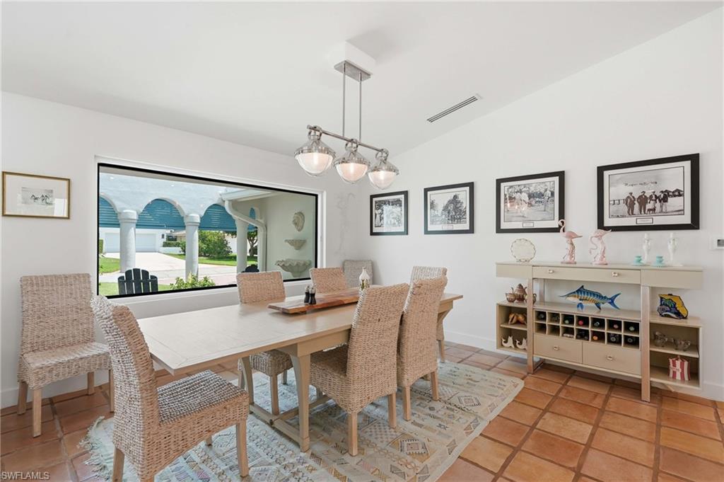 506 Pine Grove LN photo 8