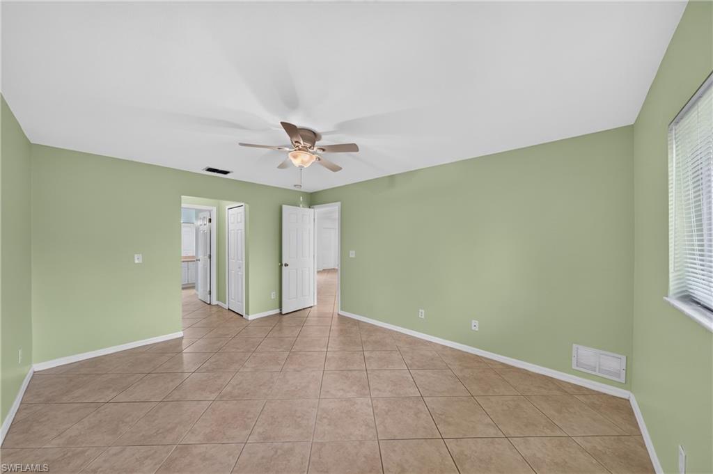 1709 SW 15th PL photo 16